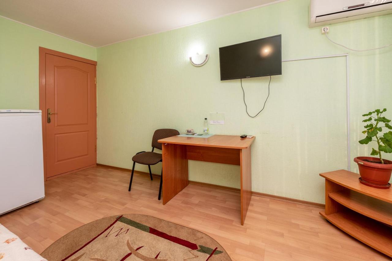 Elektromash Hotel Tiraspol Exterior photo
