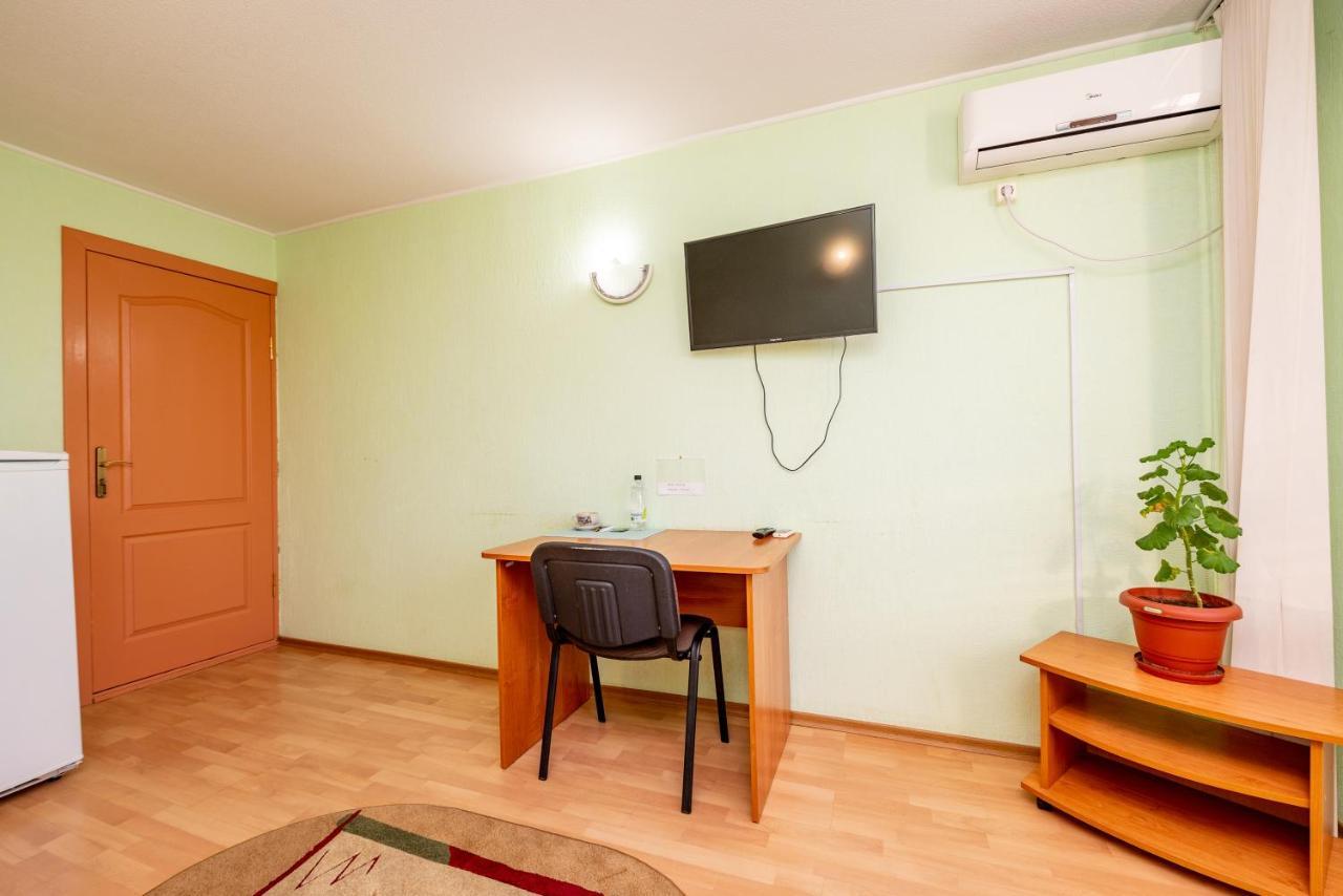 Elektromash Hotel Tiraspol Exterior photo